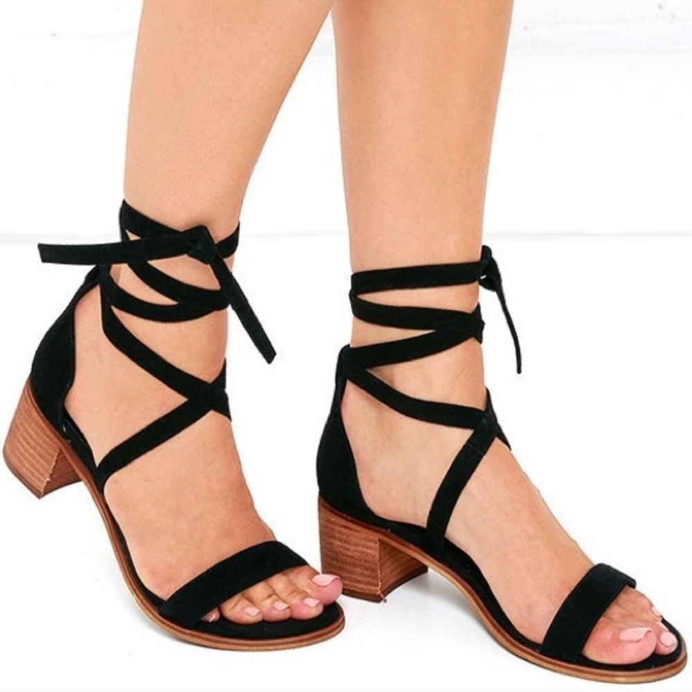 Black lace-up  sandals
